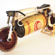 <strong>"THE DIRT RACER"</strong> Components: reanimated objects / Size: 33 cm x 19 cm